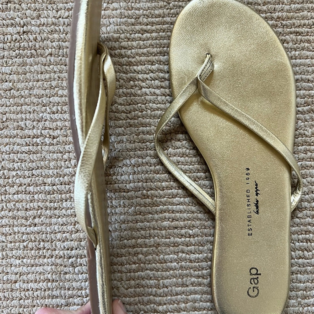 Gap Gold sandals - Size 8